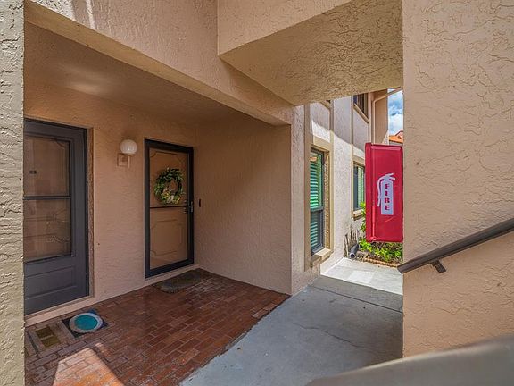 3rd image of 4760 Brittany Dr S APT 20