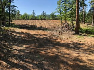 2093 Robertson Bridge Rd #2100, Grants Pass, OR 97526