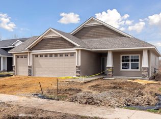 297 15th St, Farmington, MN 55024