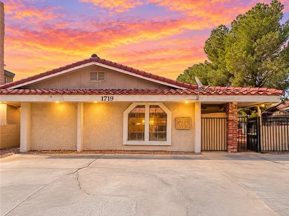1719 E Harmon Ave #D, Las Vegas, NV 89119