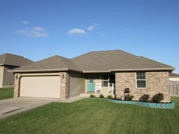 214 Dixie Avenue, Clever, MO 65631