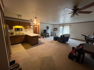 110 W 11th St, Kaukauna, WI 54130
