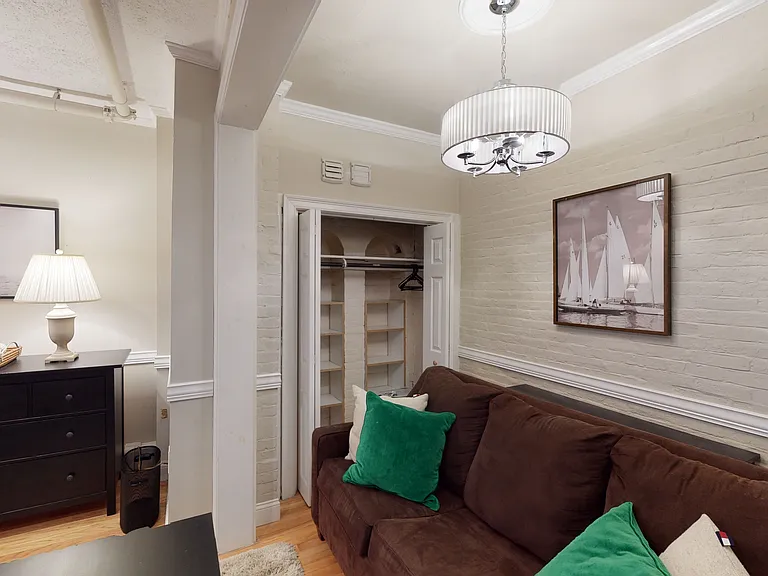 290 Beacon St #2 — Photo 8