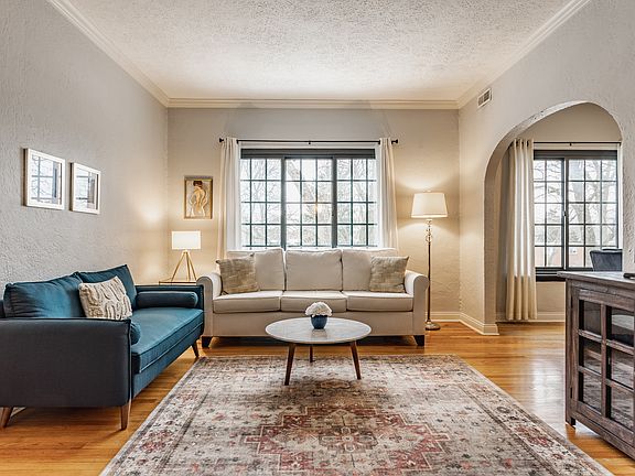 3rd image of 5347 N College Ave APT 308