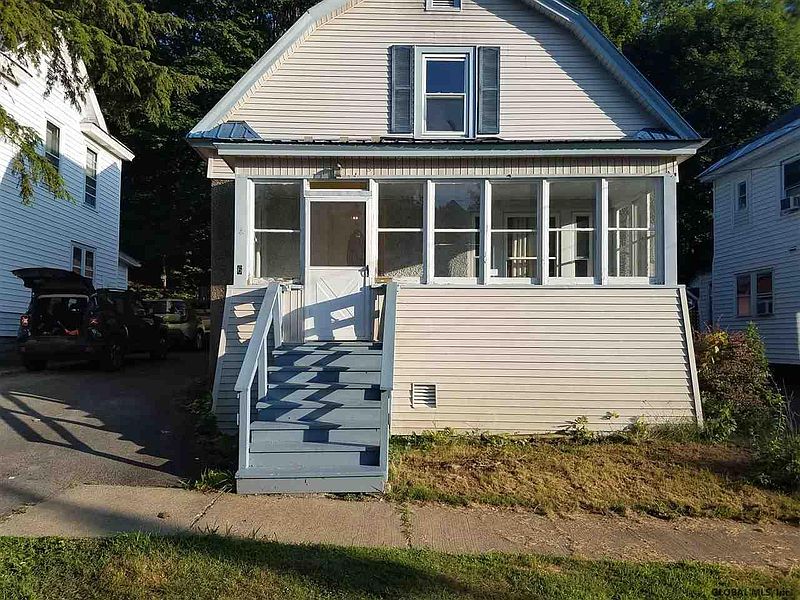 2nd image of 6 VAN WYCK Street