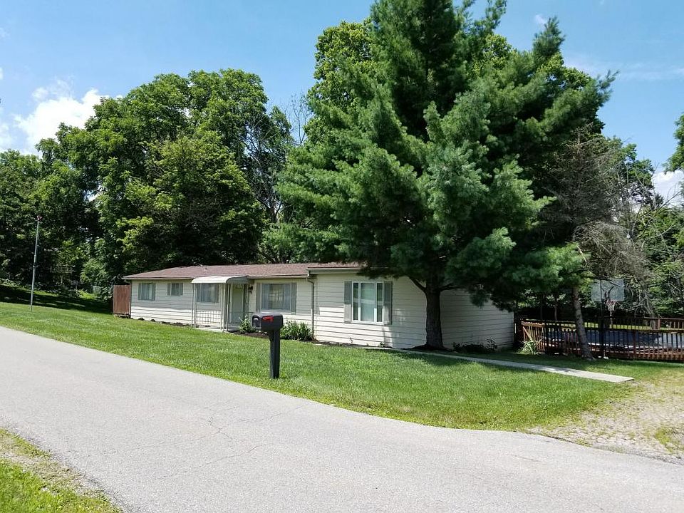 1st image of 96 E Wyandotte Dr