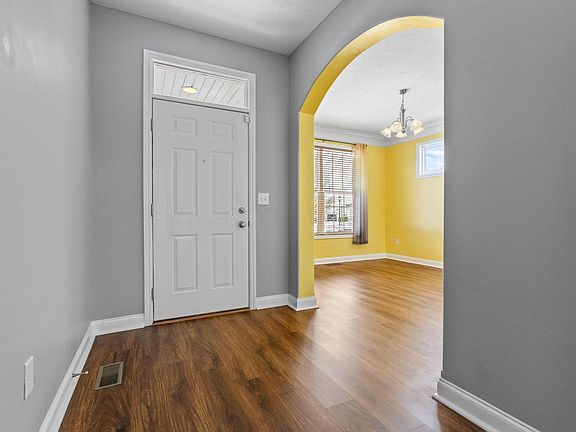 3rd image of 8734 Brenstuhl Park Dr
