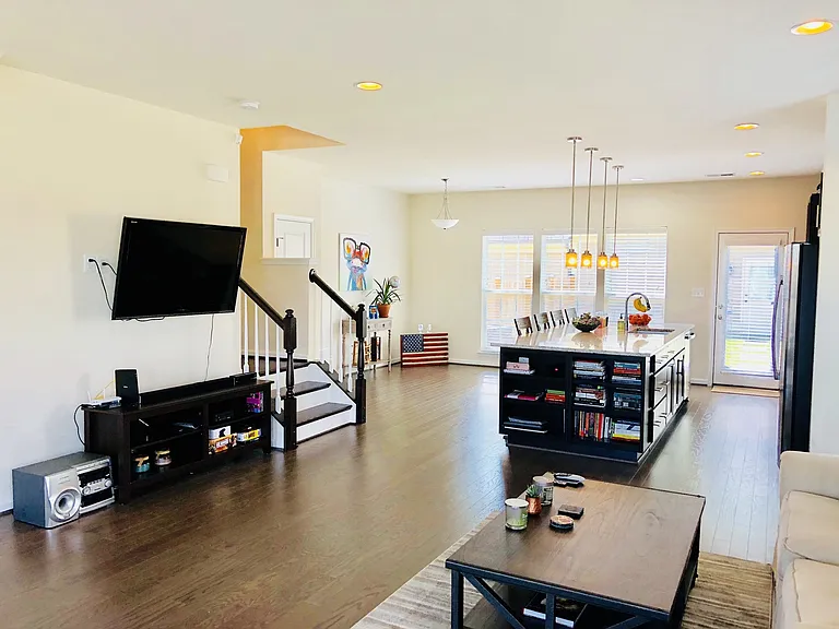 460 Coneflower Ln — Photo 6