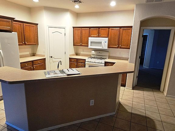 3rd image of 6378 W Copper Leaf Dr