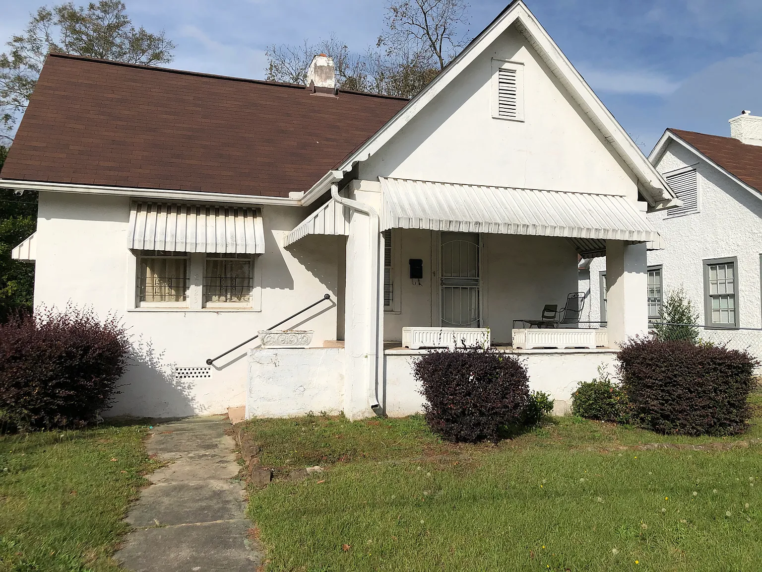 2423 Beech Ave photo 1