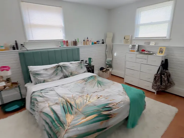 173 Snyder Rd — Photo 2