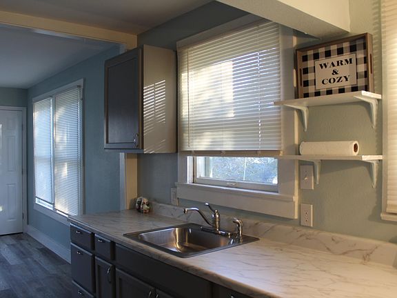 2nd image of 1026 Kayton Ave #B