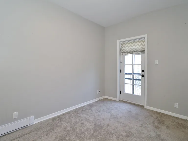 16 Sweetland Ave #3 — Photo 10