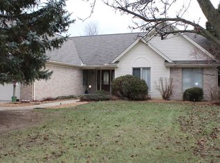 5466 Waters Edge Way, Grand Blanc, MI