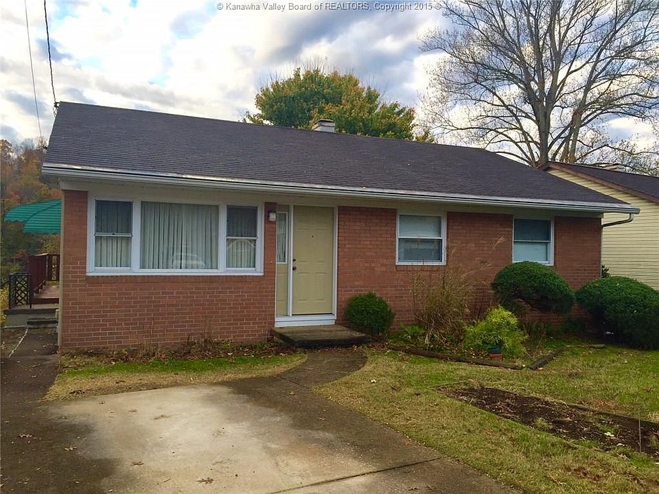 1st image of 820 Walters Rd