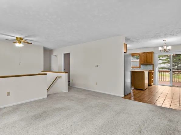 8597 E Fouch Rd, Traverse City, MI 49684