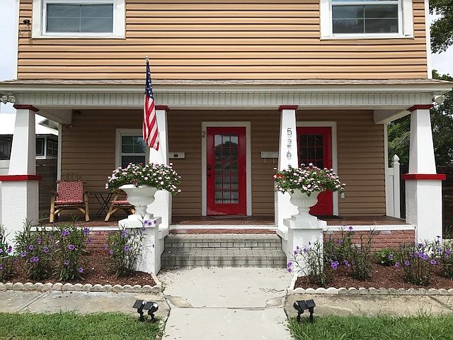 1st image of 536 15th St N