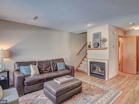 3rd image of 342 Gironde Ct