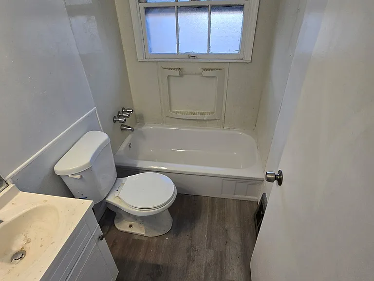 311 Estridge Rd — Photo 8