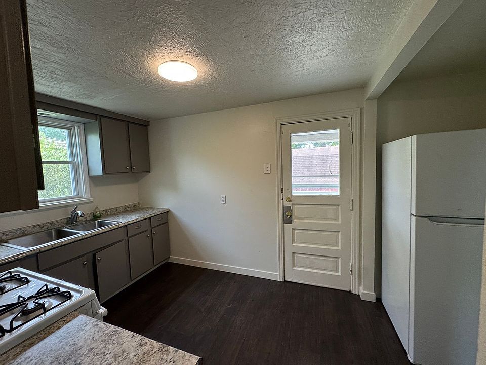 1st image of 180 Central Ave