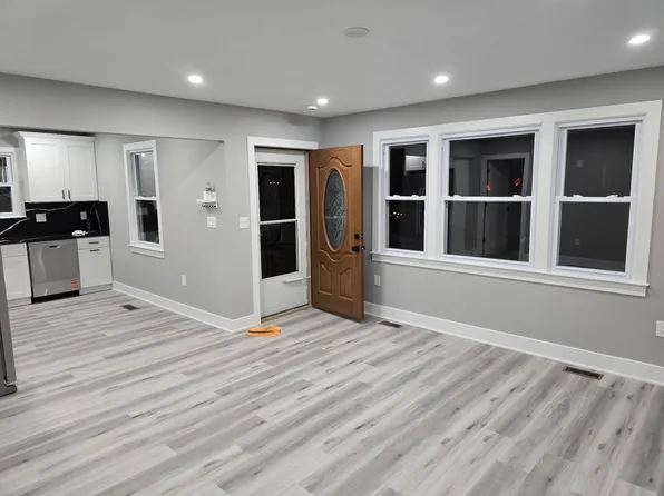 28 N Central Ave #1, Jenkintown, PA 19046