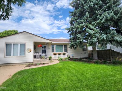 708 17th St, Gothenburg, NE, 69138
