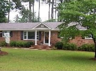 5222 Meadowbrook Dr, Trent Woods, NC 28562