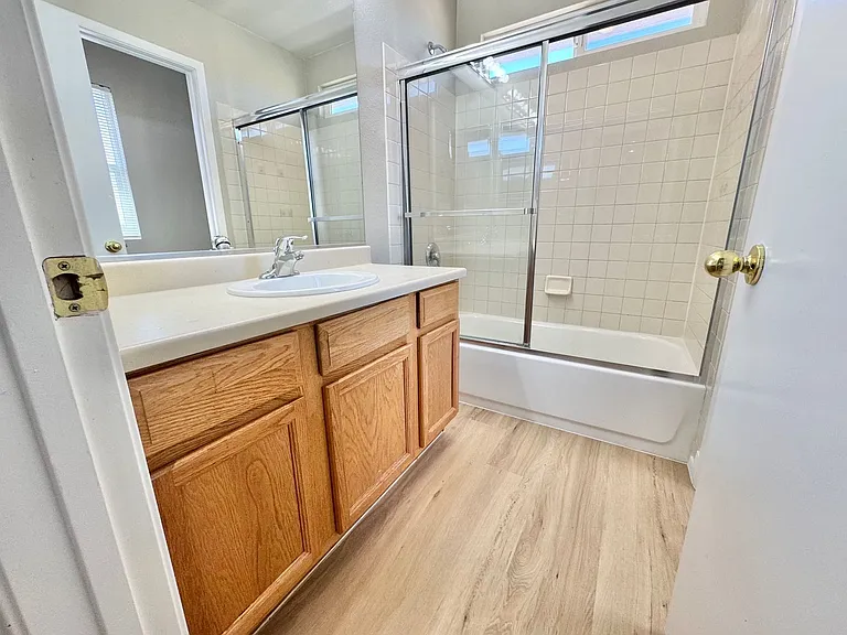 8782 Brilliant Star Dr — Photo 29