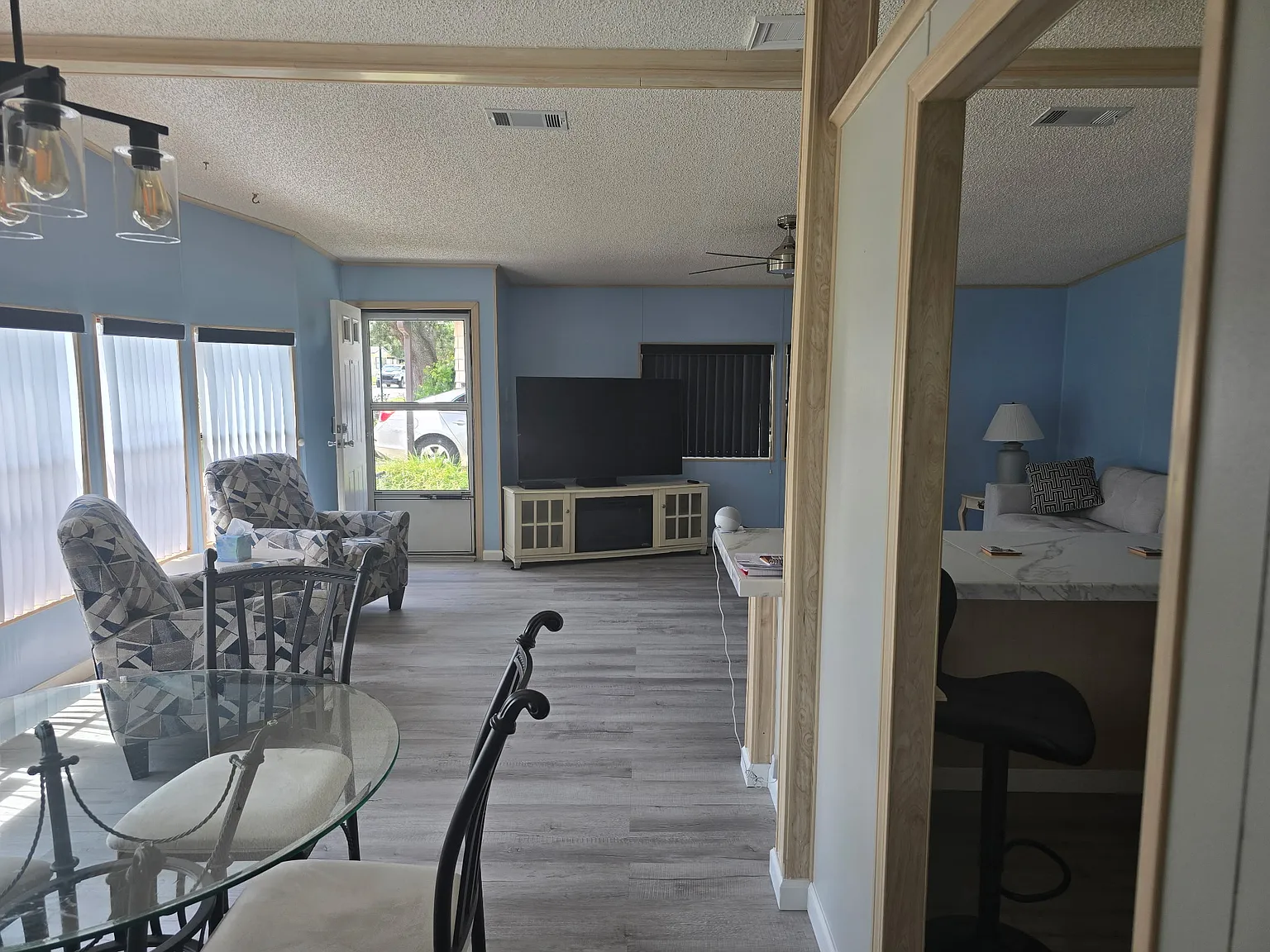 2 bed, 1260 sqft, $1,850 — Photo 2
