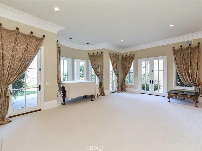 11 Skyridge — Photo 11