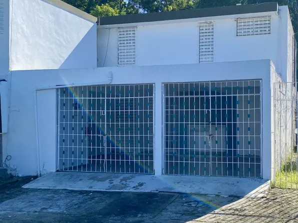 Urb Dos Pinos Town Houses Calle A #3-13, San Juan, PR 00923