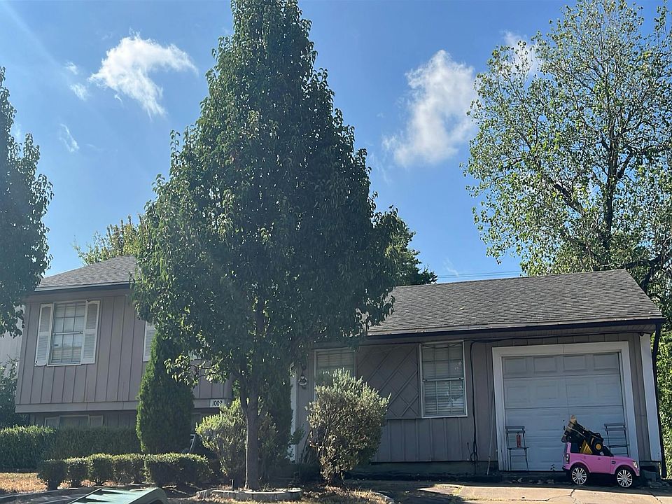 1st image of 1002 Montclair Dr
