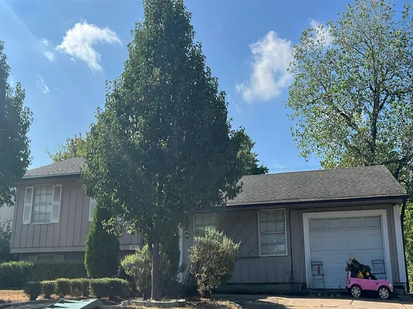 1002 Montclair Dr, Garland, TX 75040