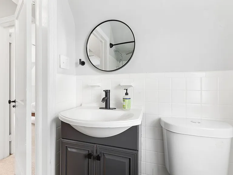 910 Baldwin Ave — Photo 37