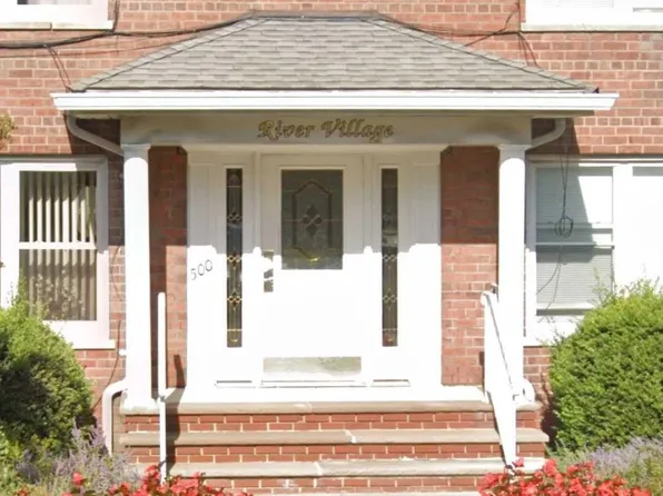 500 Union Ave APT 2D, Rutherford, NJ 07070