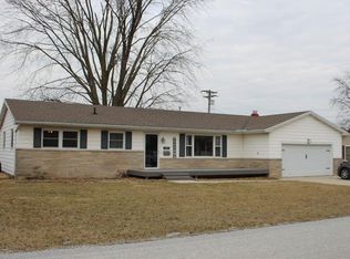 709 NE 4th St, Casey, IL