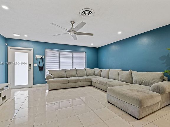 4th image of 2210 NW 47th Ave