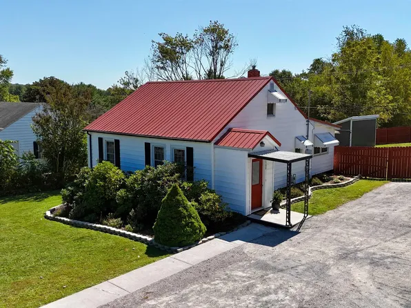 7506 Ridge Rd, Radford, VA 24141