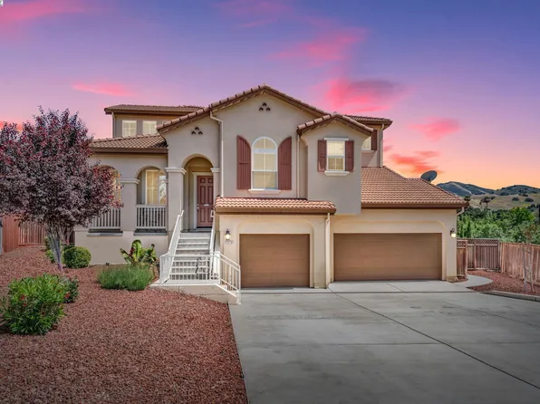 5216 Skyler Ct, Concord, CA 94521