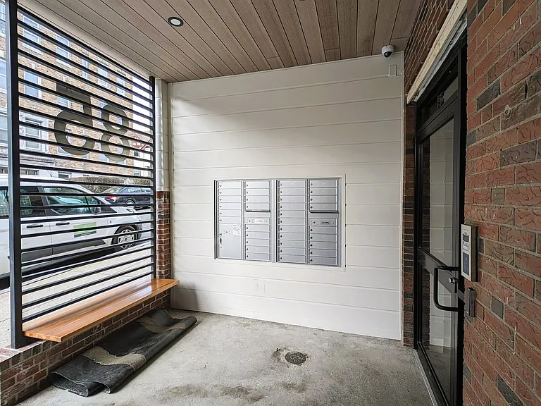 79 Sutherland Rd #8 — Photo 25
