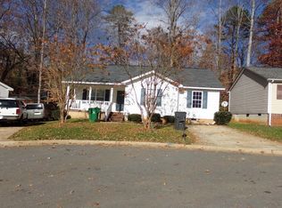 6811 Campbell Burn Ct, Charlotte, NC 28212