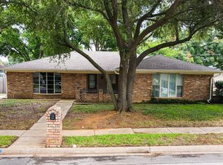 1701 Winchester Way, Bedford, TX 76022
