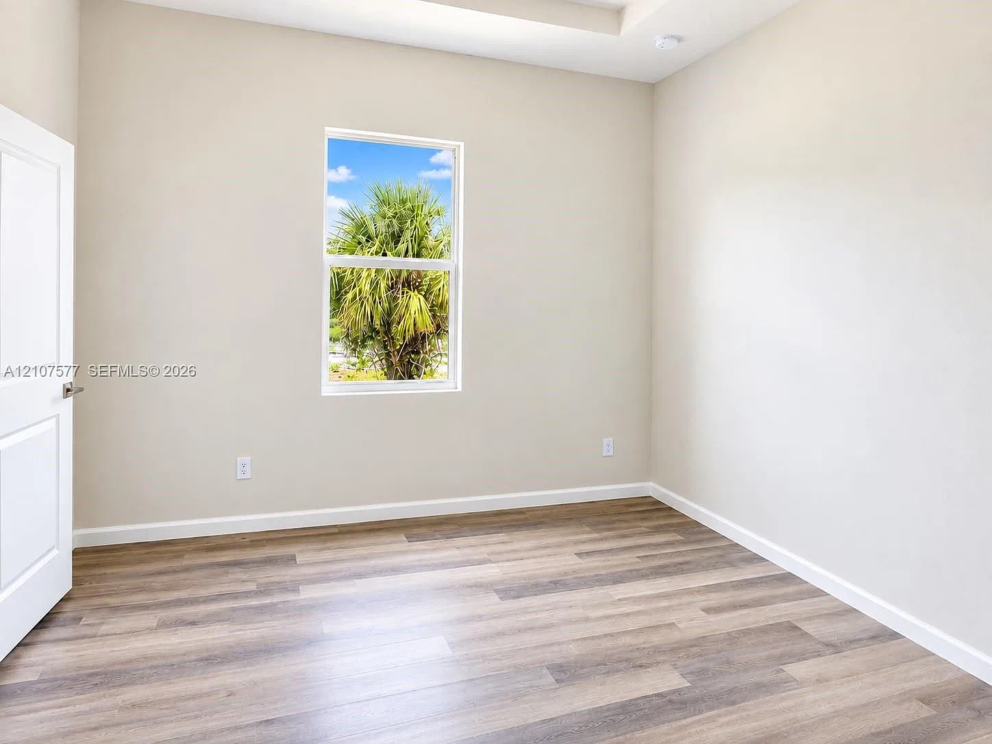 3 bed, 2.0 bath, $2,100 — Photo 4