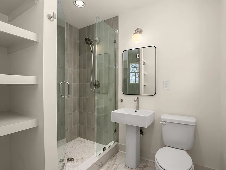234 NW Clearview Dr — Photo 15