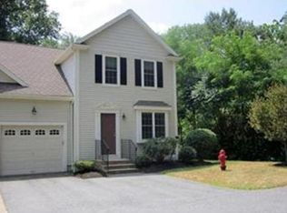 23 Hecla St APT 11, Uxbridge, MA 01569