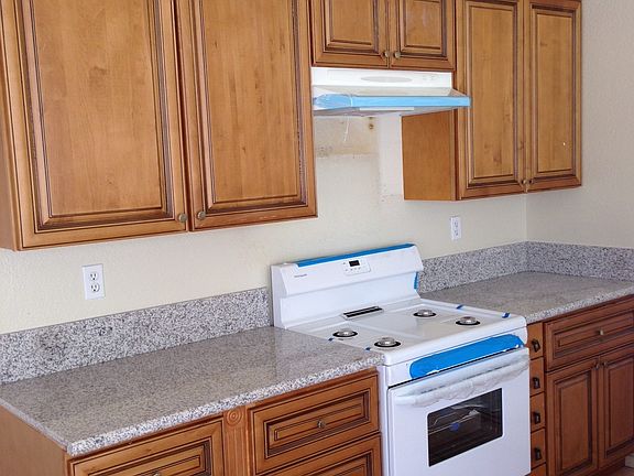 3rd image of 12629 Loma Verde Dr