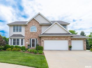 2204 W Dover Ct, Dunlap, IL 61525