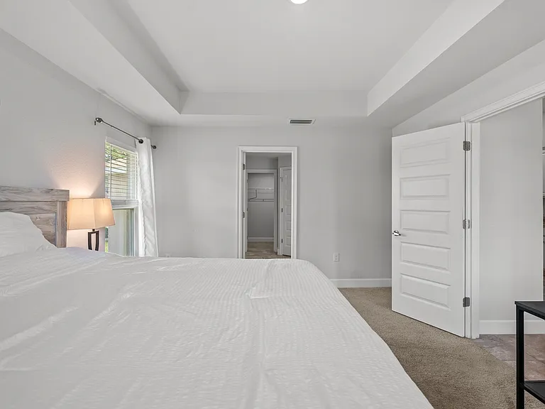 249 Rotonda Blvd W — Photo 14