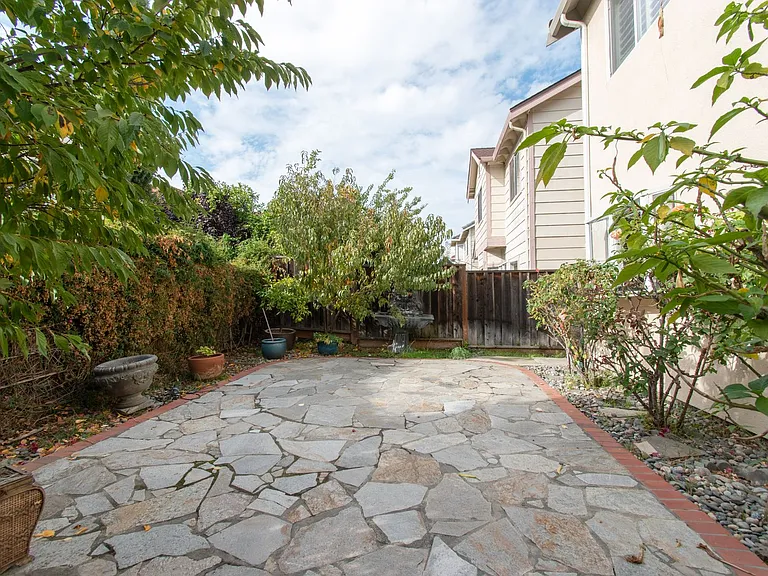 1547 Deluca Dr — Photo 12