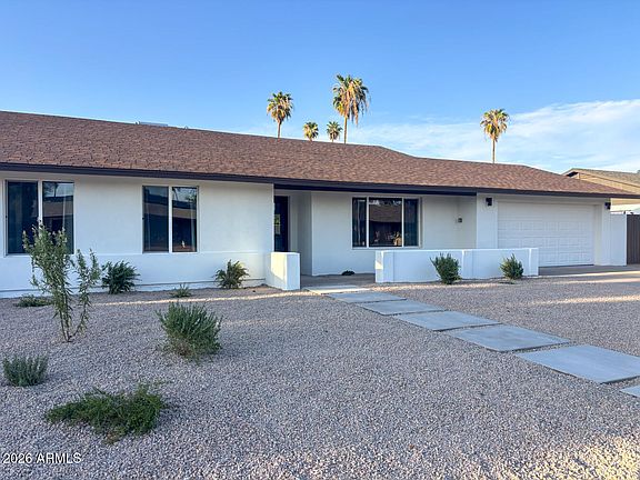 2nd image of 4432 E VOLTAIRE Avenue